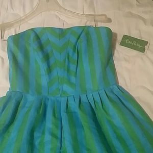Size 4 Lilly pulitzer eve striped sleeve dress